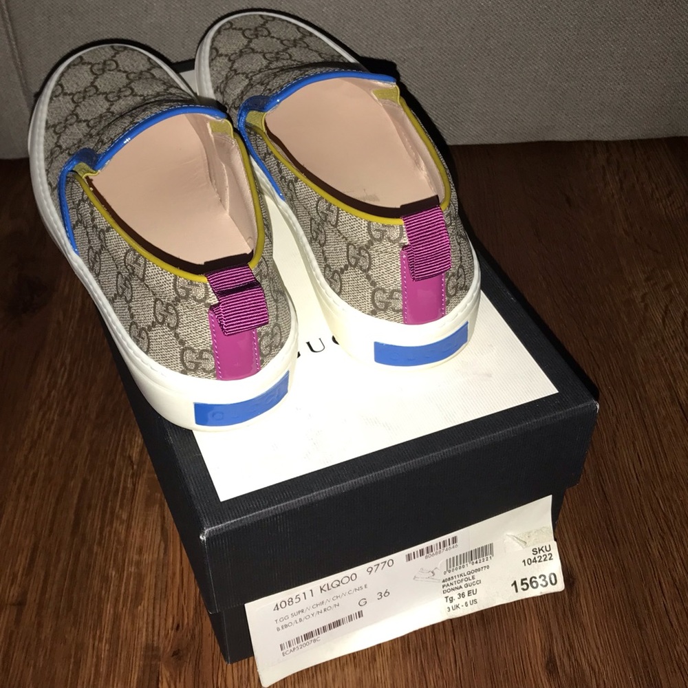 Gucci canvas Slip on sneakers